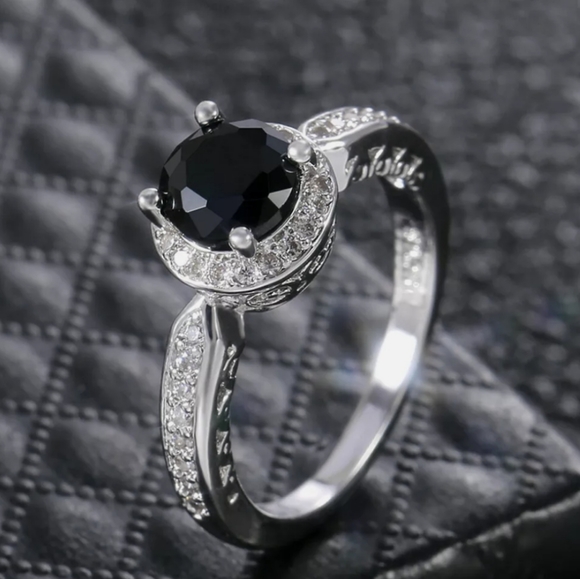 Jewelry - New RADIANT Prong round cut BLACK SAPPHIRE S925 Silver wedding RING